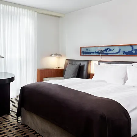 Intercontinental By Ihg 5*