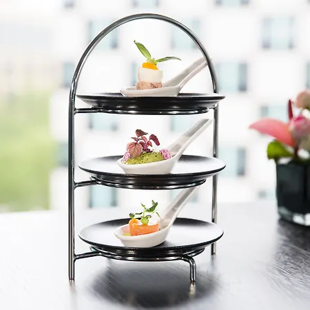 Intercontinental By Ihg Hotell